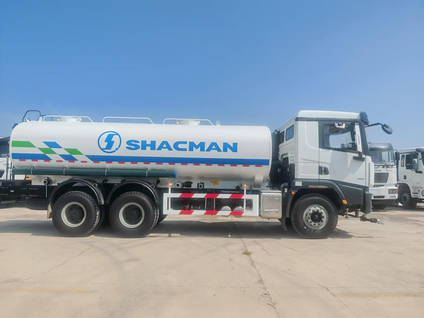 Cisterna Agua X5000S SHACMAN